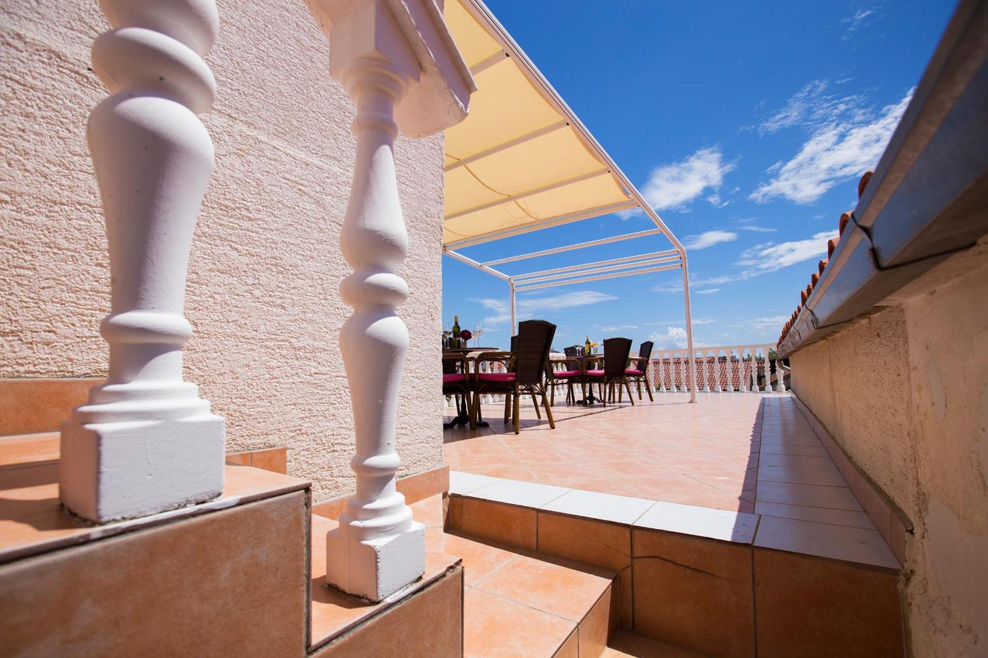 Apartments Roma Baška Voda エクステリア 写真