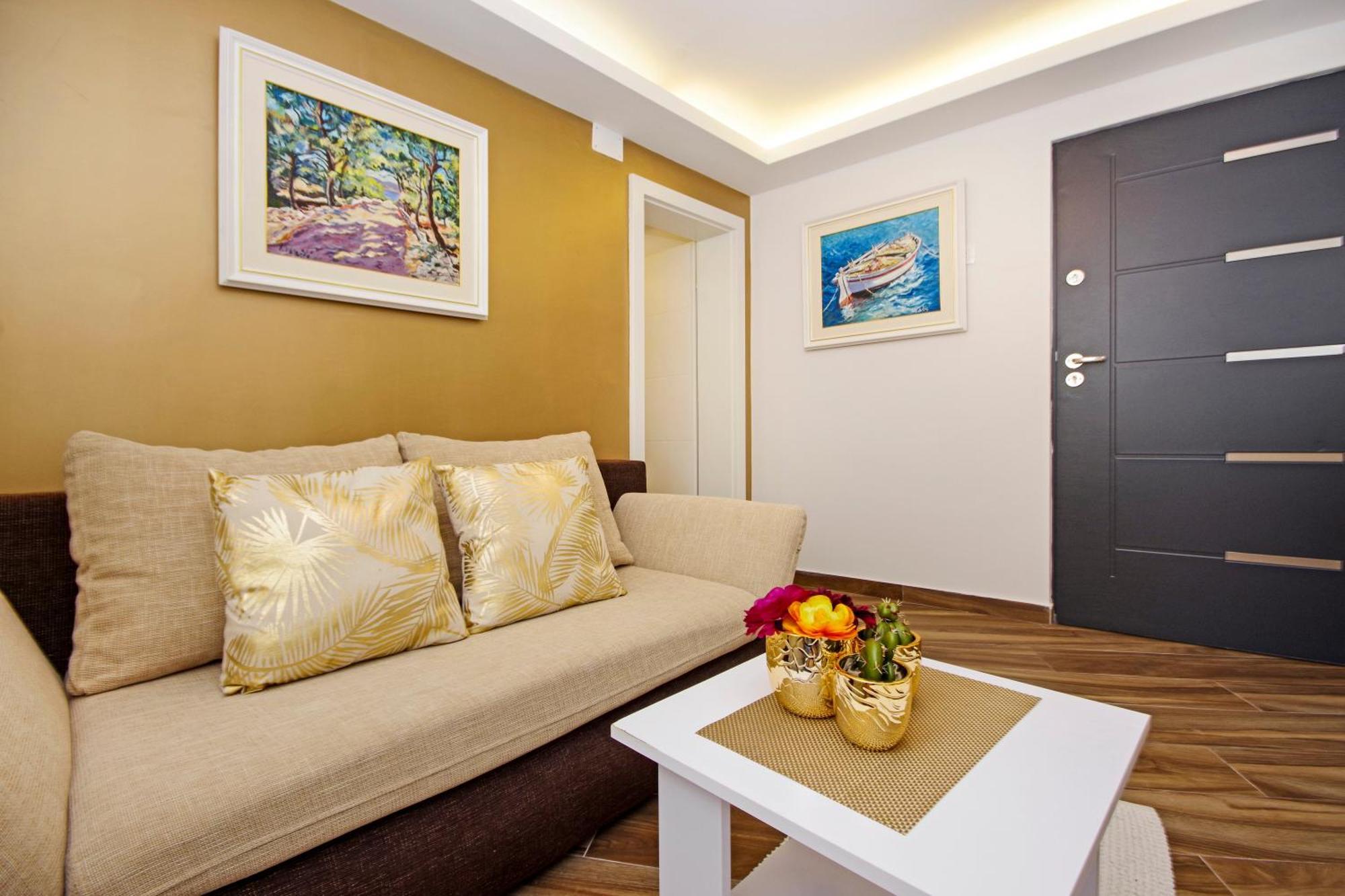 Apartments Roma Baška Voda エクステリア 写真