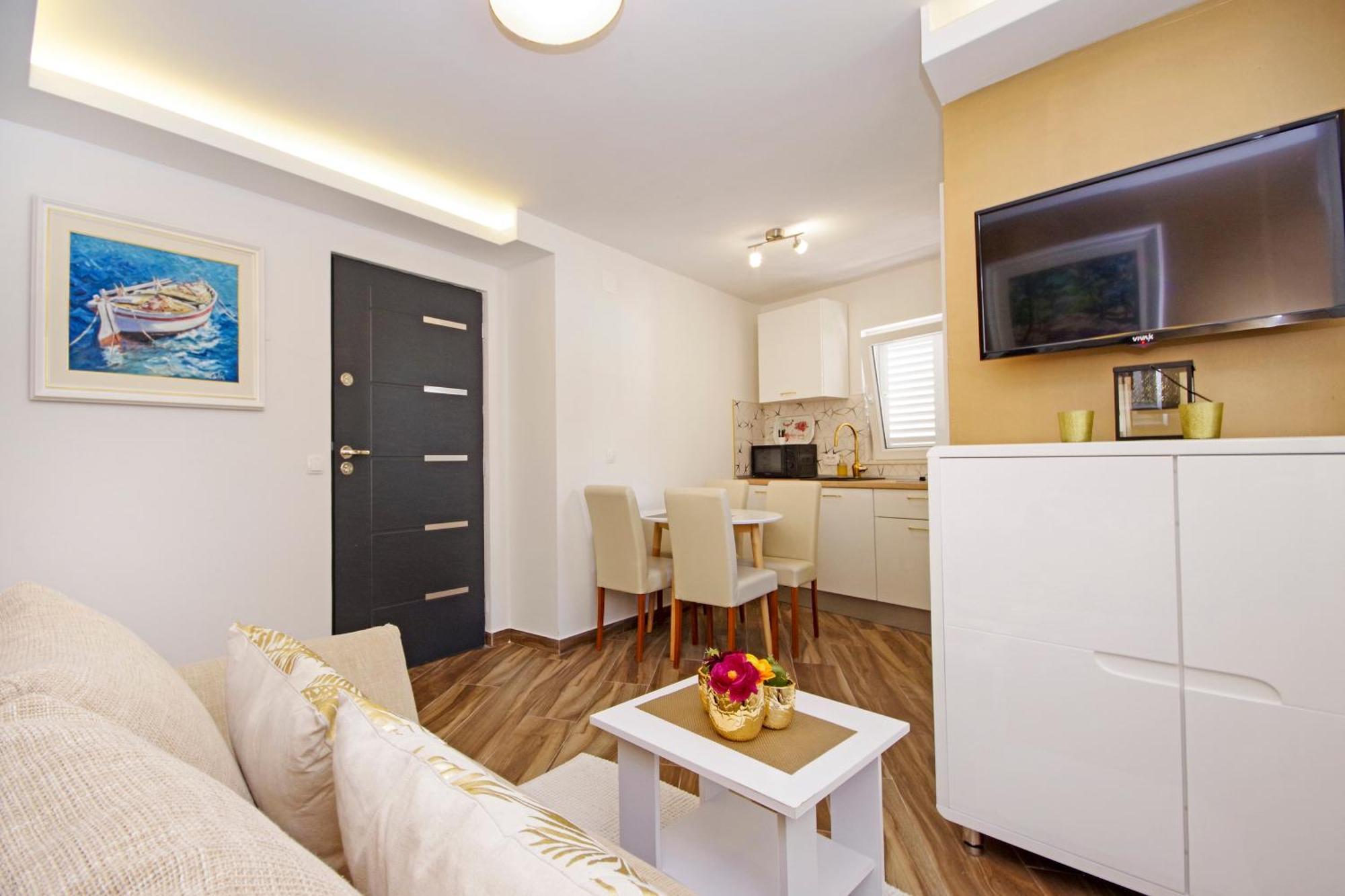 Apartments Roma Baška Voda エクステリア 写真