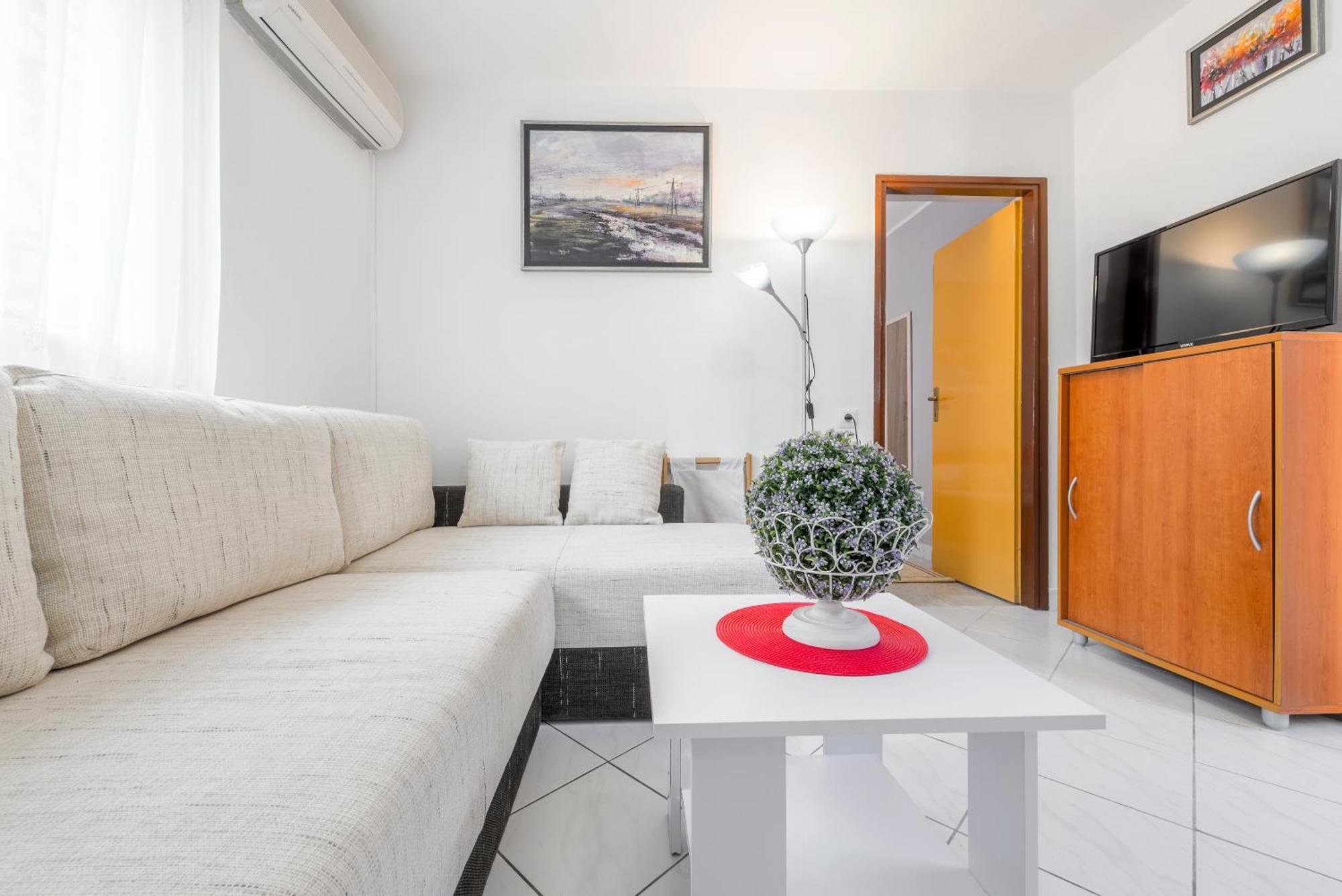 Apartments Roma Baška Voda エクステリア 写真