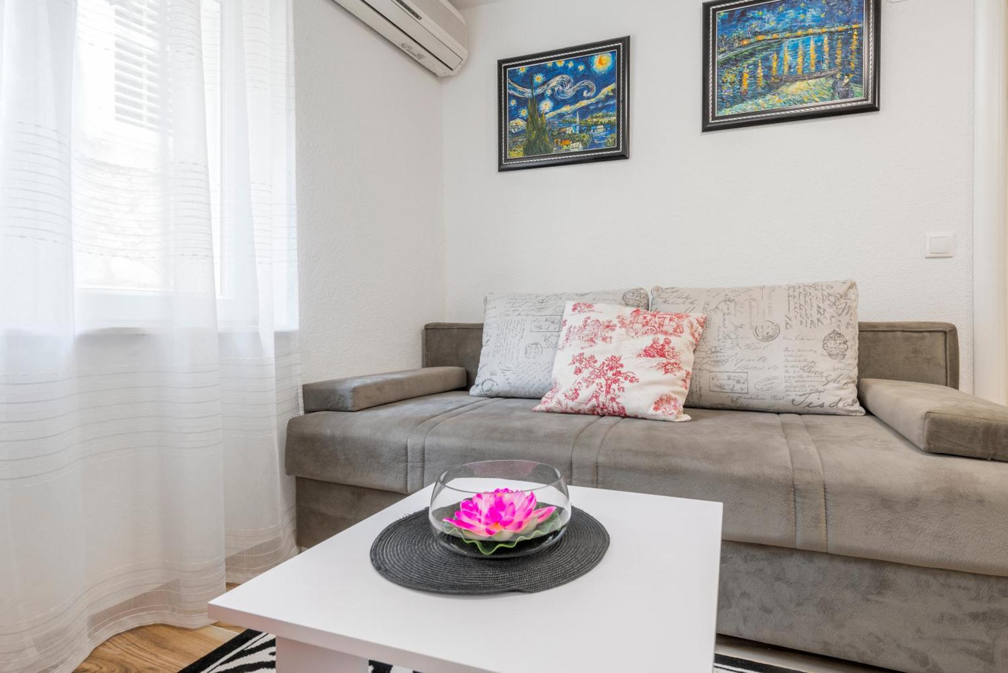 Apartments Roma Baška Voda エクステリア 写真