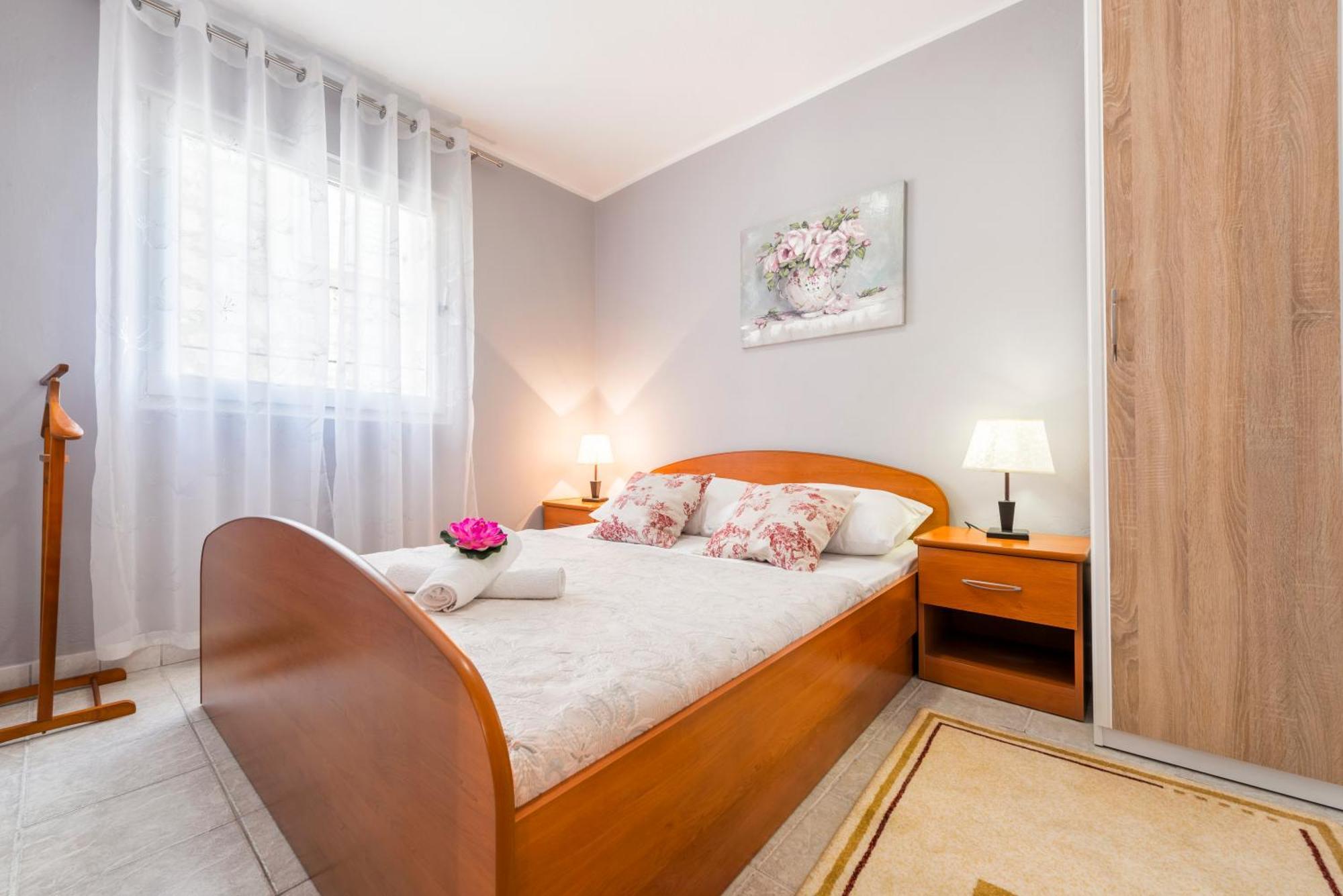 Apartments Roma Baška Voda エクステリア 写真