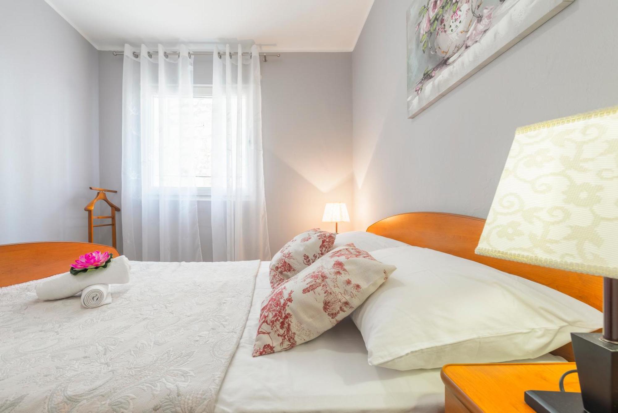 Apartments Roma Baška Voda エクステリア 写真