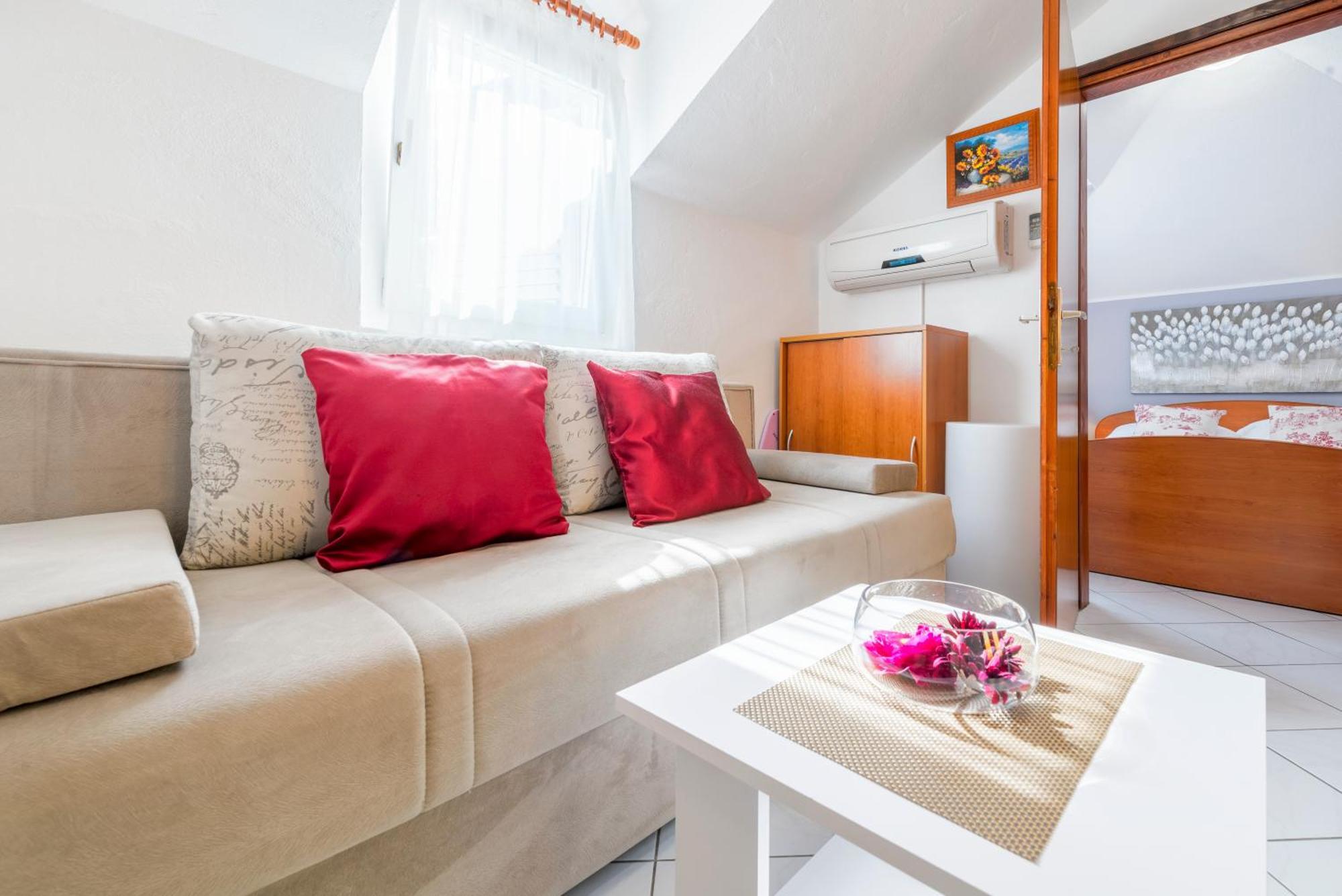 Apartments Roma Baška Voda エクステリア 写真