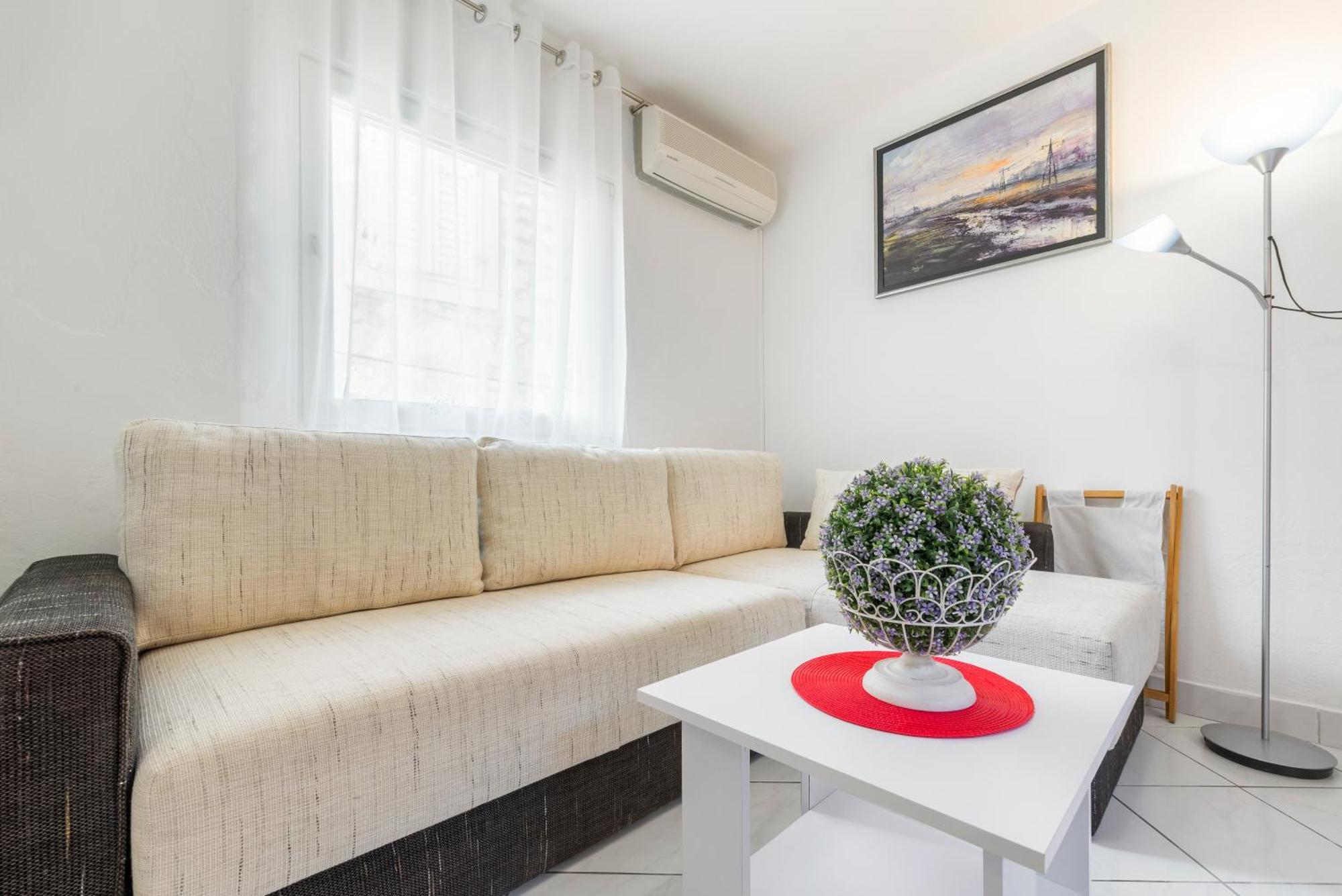 Apartments Roma Baška Voda エクステリア 写真